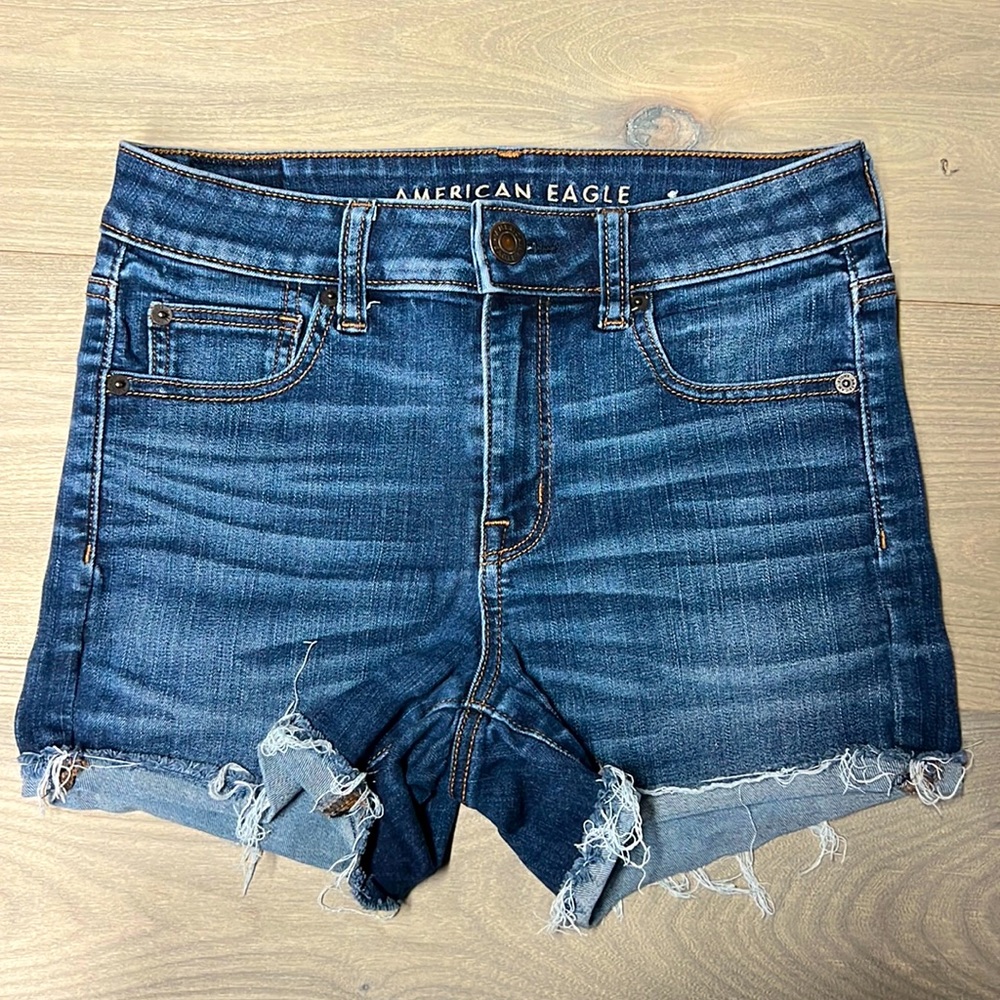 American Eagle- Next Level Stretch High-Rise Shorty